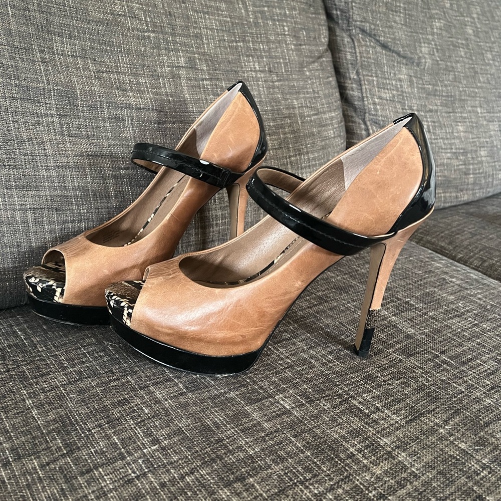 Jessica Simpson heels